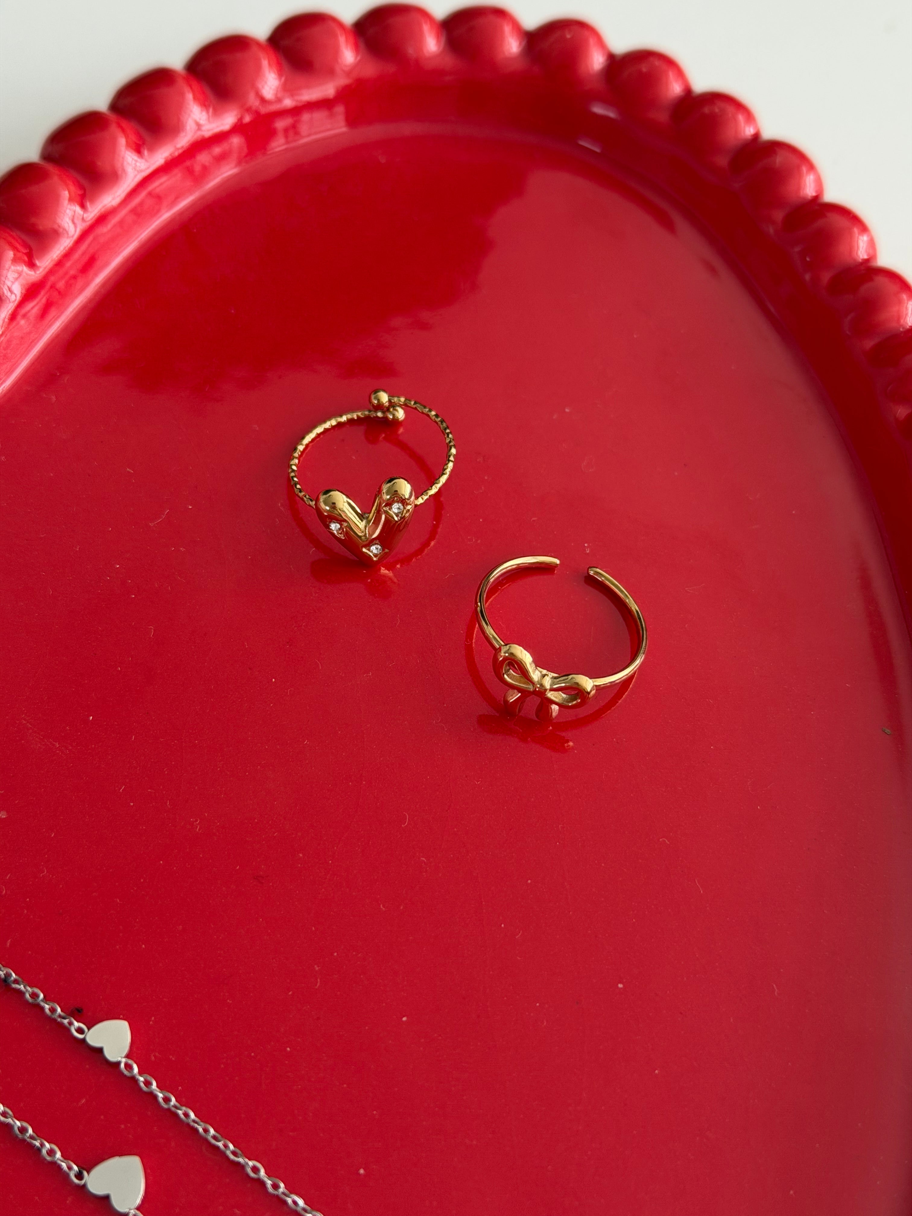 Strikjes ring - GOUD
