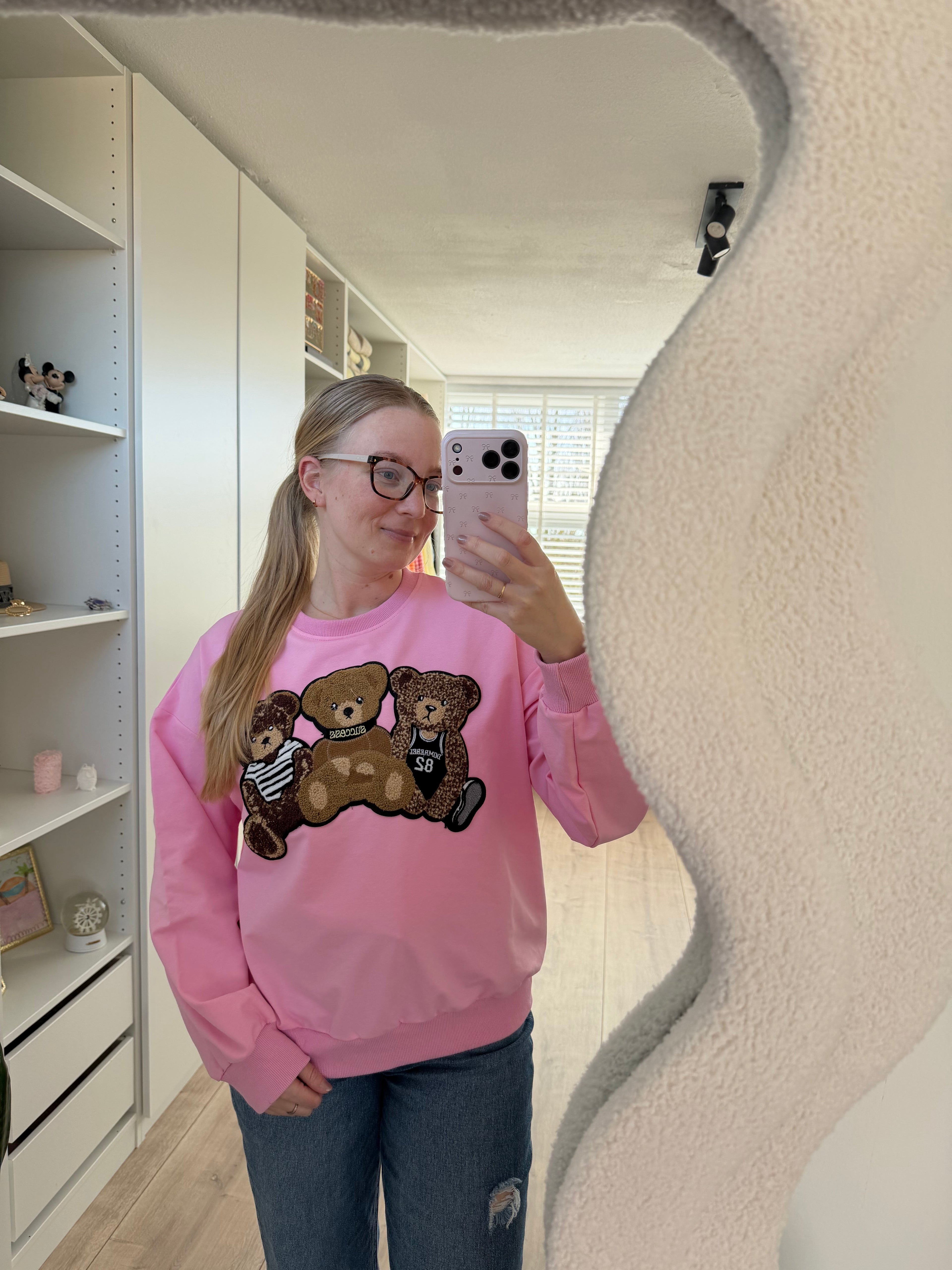 Trui met beertjes